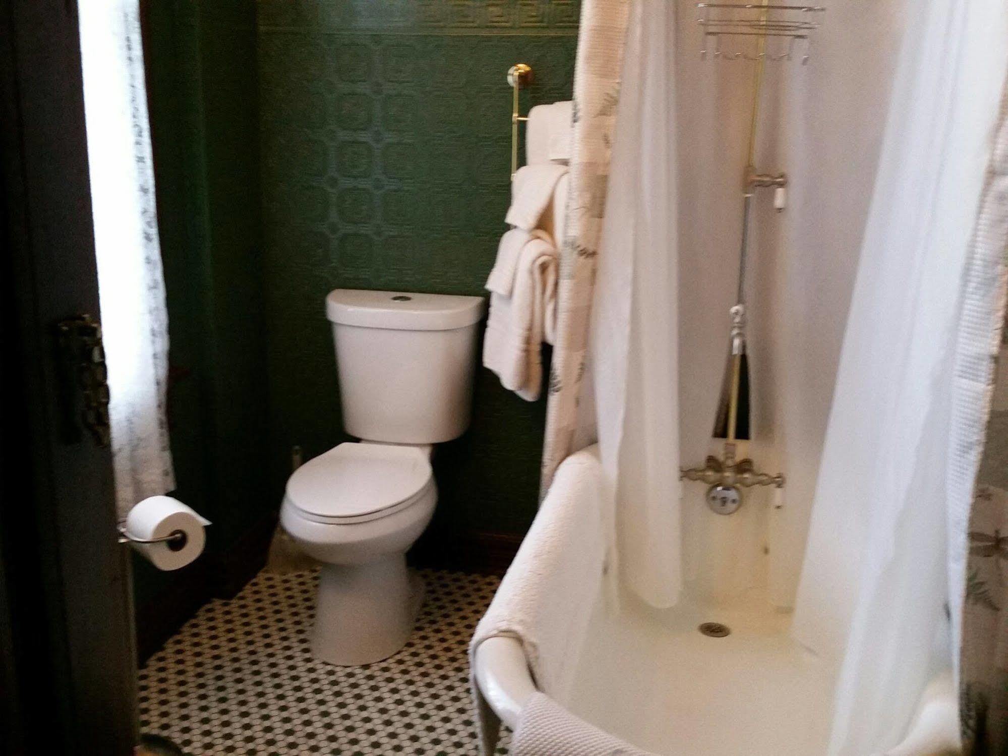 Geiger Victorian Bed And Breakfast Tacoma Luaran gambar