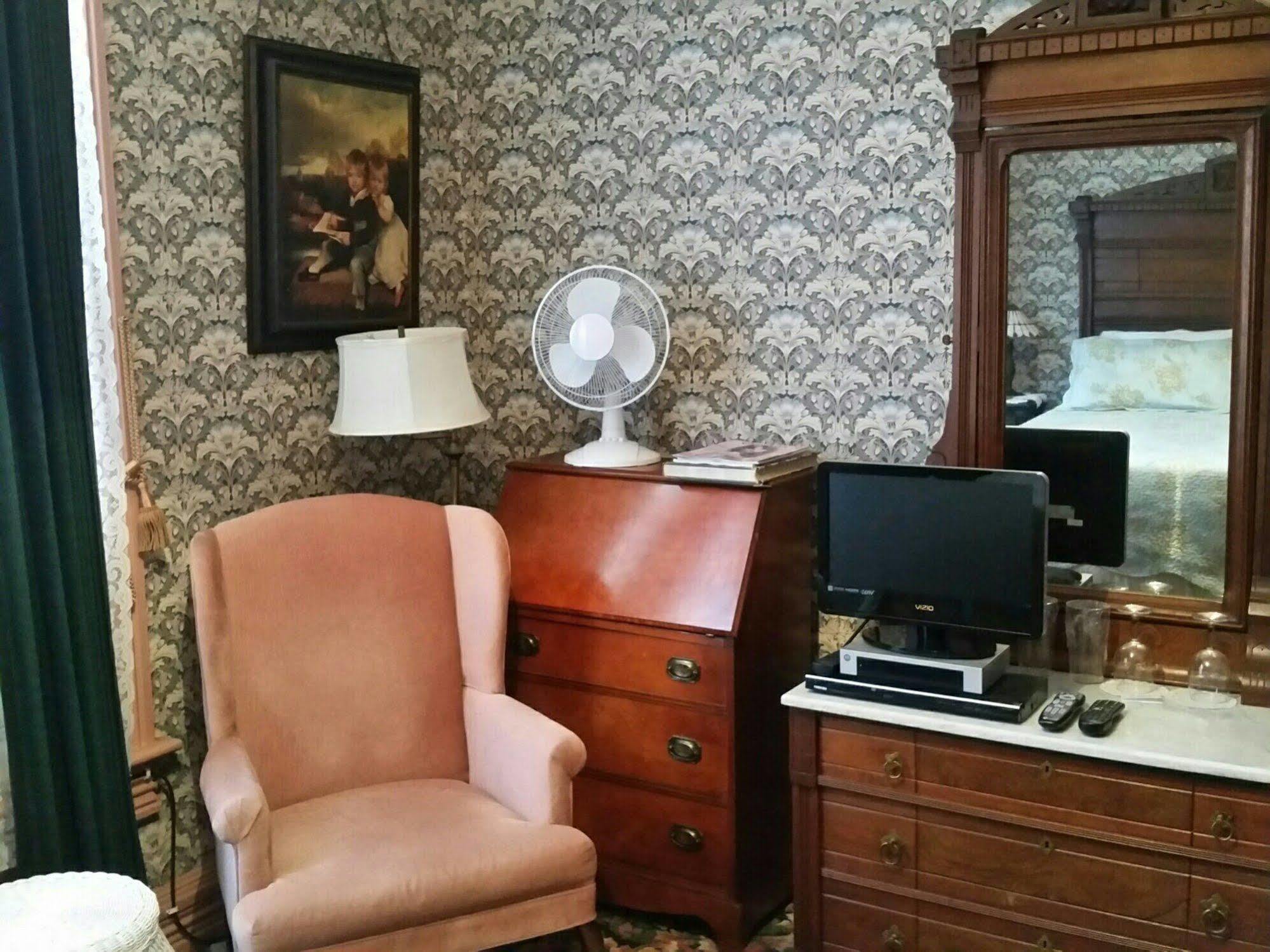 Geiger Victorian Bed And Breakfast Tacoma Luaran gambar